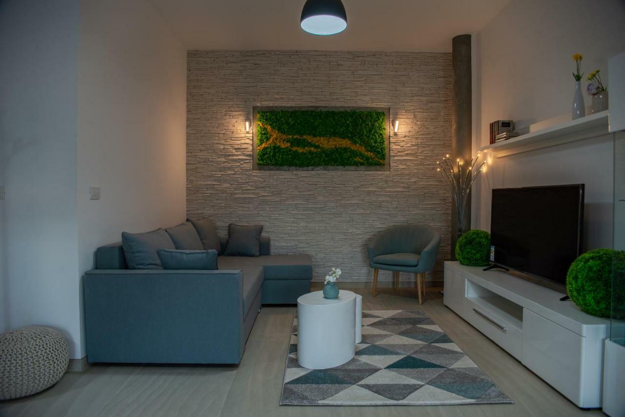 Steel Residence- Tesla Drive Experience Timisoara