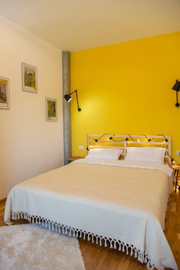 Aparthotel Steel Residence- Tesla Drive Experience Timisoara